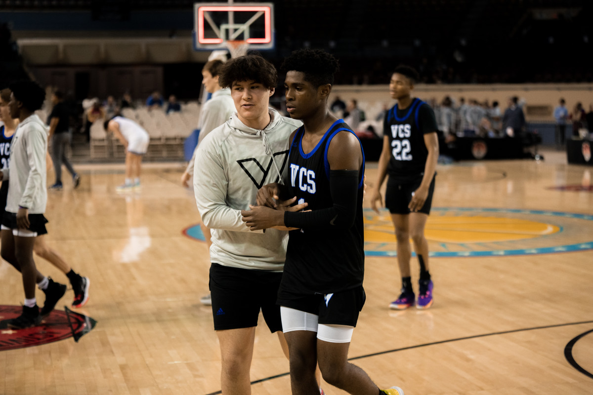 Victory Christian (Tulsa) v Mount St Mary-41